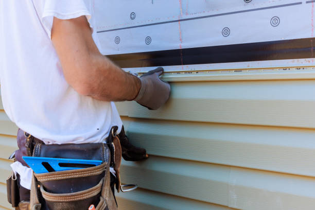 Affordable Storm Damage Siding Repair solutions in McHenry, IL